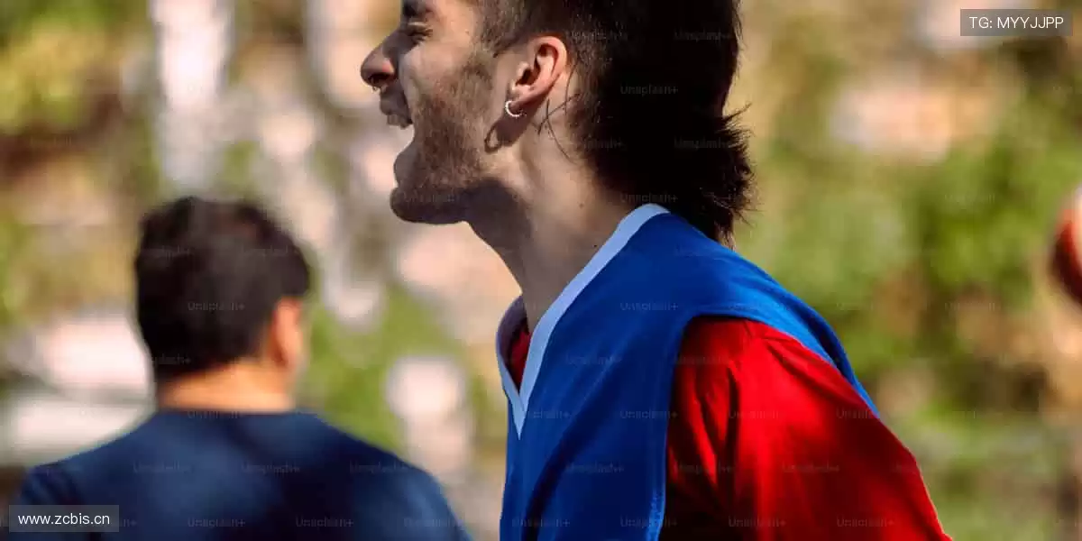 📺 弹幕互动，燃爆全场！看直播，就要和千万球迷一起嗨！